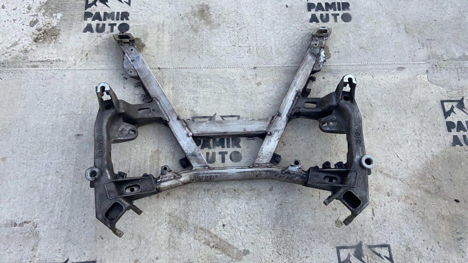 Балка передняя (Подрамник) BMW 5/E39 1995-2004