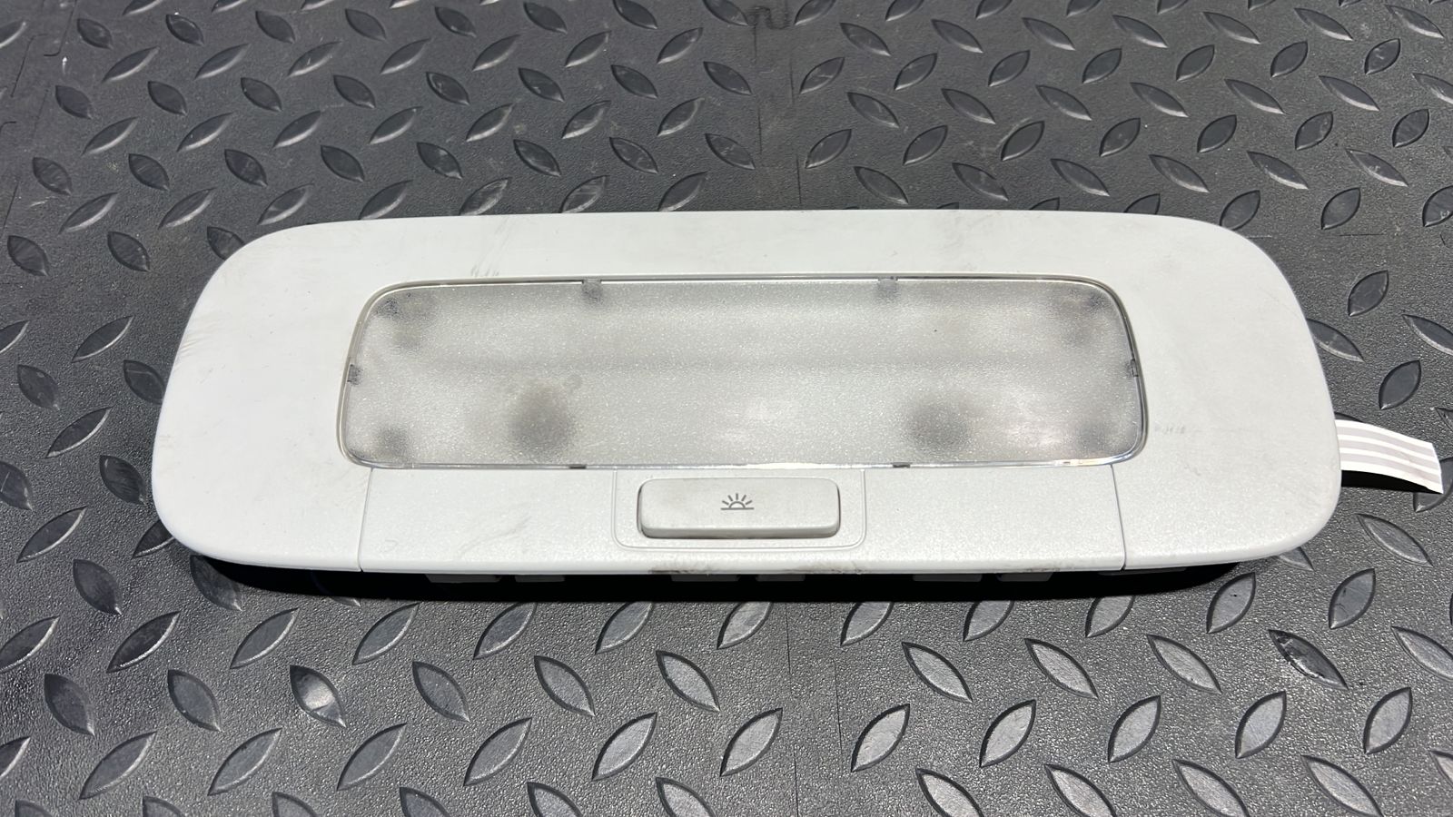 Плафон салонный Volkswagen Golf/5 2003-2009