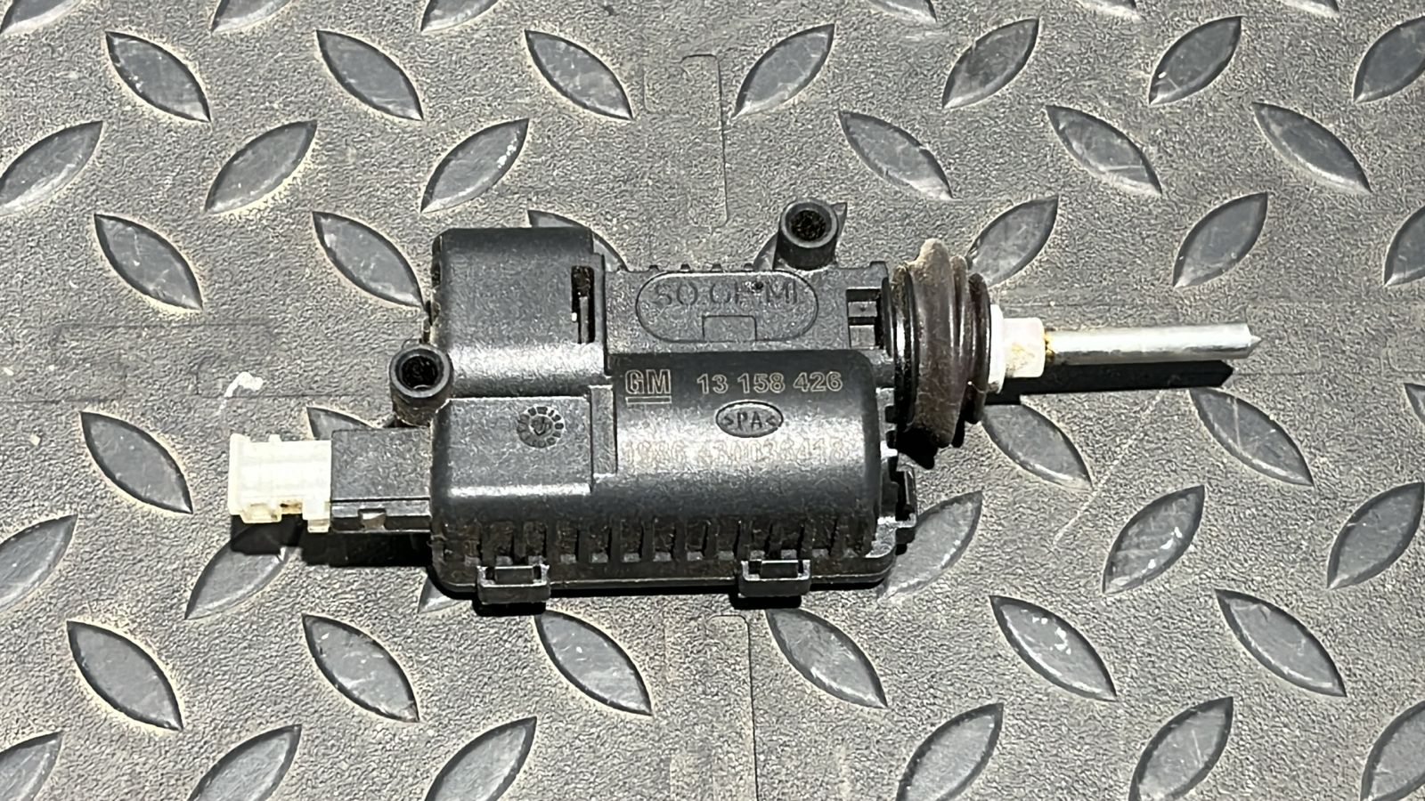 Активатор замка крышки топливного бака Opel Astra/H 2004-2014