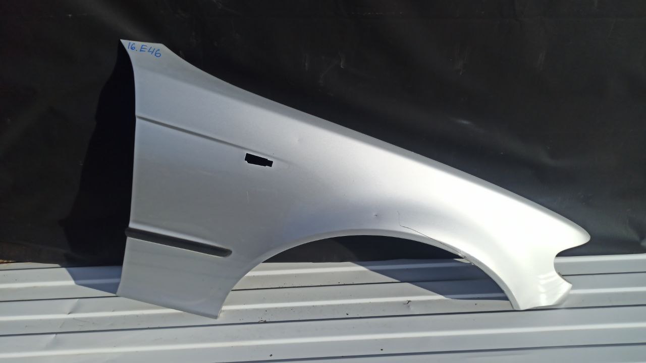 Крыло переднее правое BMW 3/E46 1998-2007