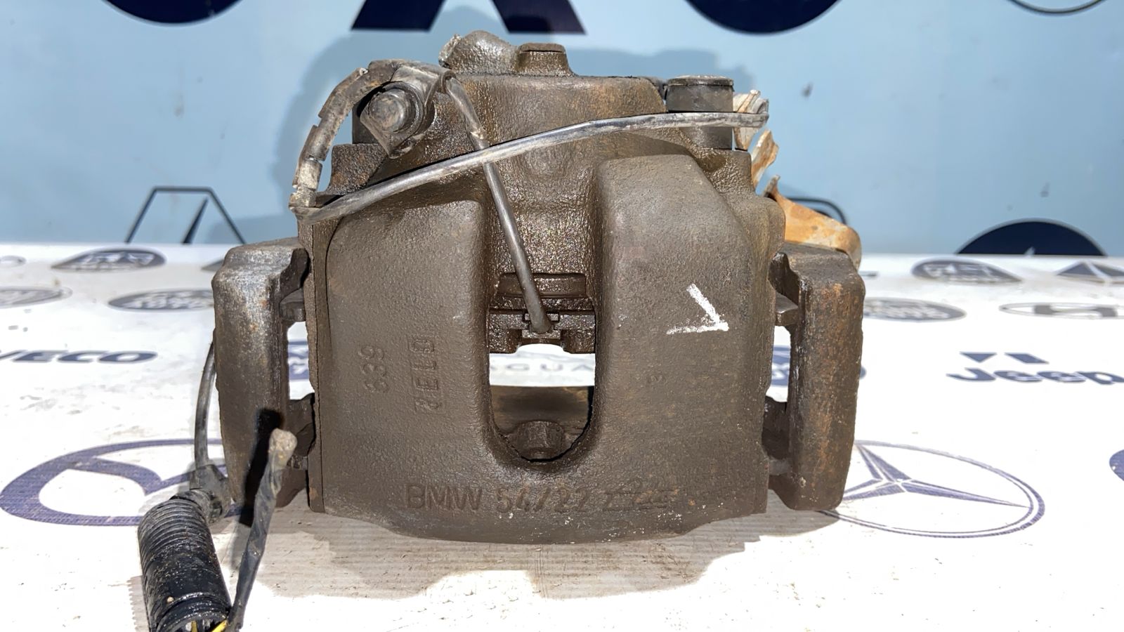 Суппорт передний левый BMW 3/E46 1998-2007