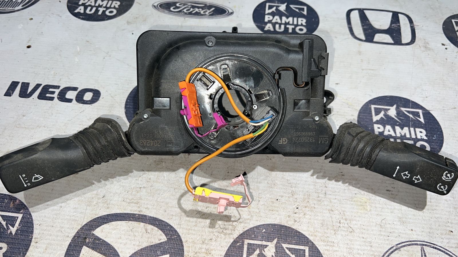 Переключатель подрулевой Opel Zafira/B 2005-2014