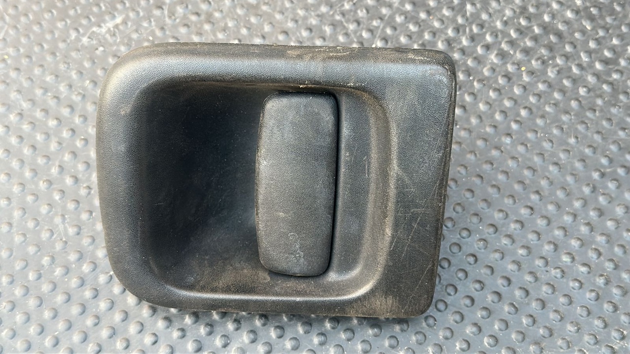 Ручка двери передняя правая Opel Movano/A 2003-2010