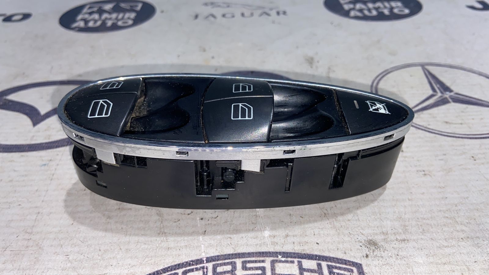 Блок управления стеклоподъемниками Mercedes E/W211 2002-2009