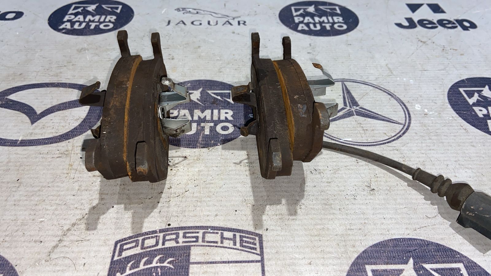 Колодки тормозные передние Volkswagen Golf/5 2003-2009