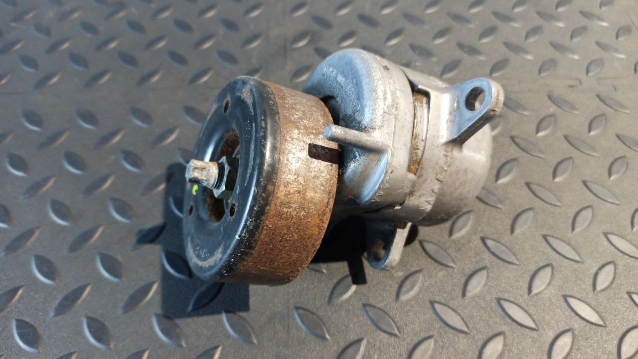 Натяжитель ремня Mercedes C/W203 2000-2008