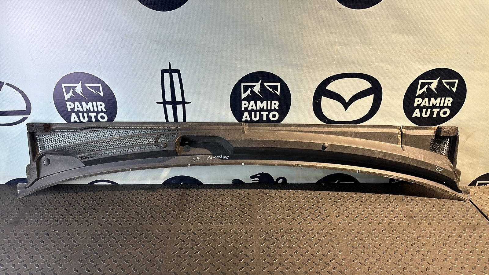 Решетка под лобовое стекло (Жабо) Opel Vectra/C 2002-2008