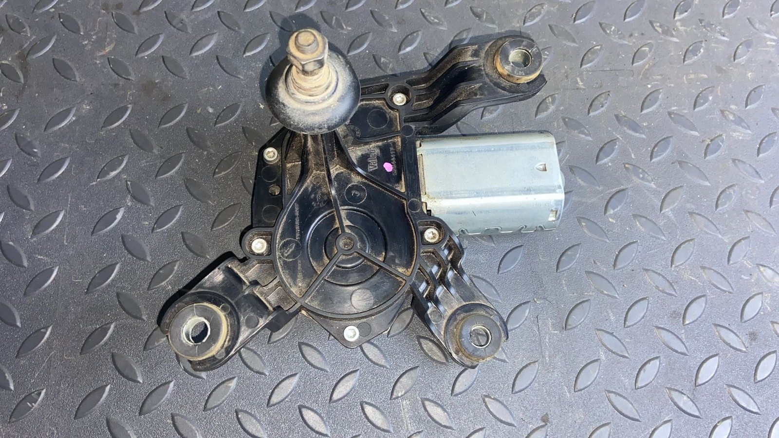 Моторчик стеклоочистителя задний Opel Zafira/B 2005-2014