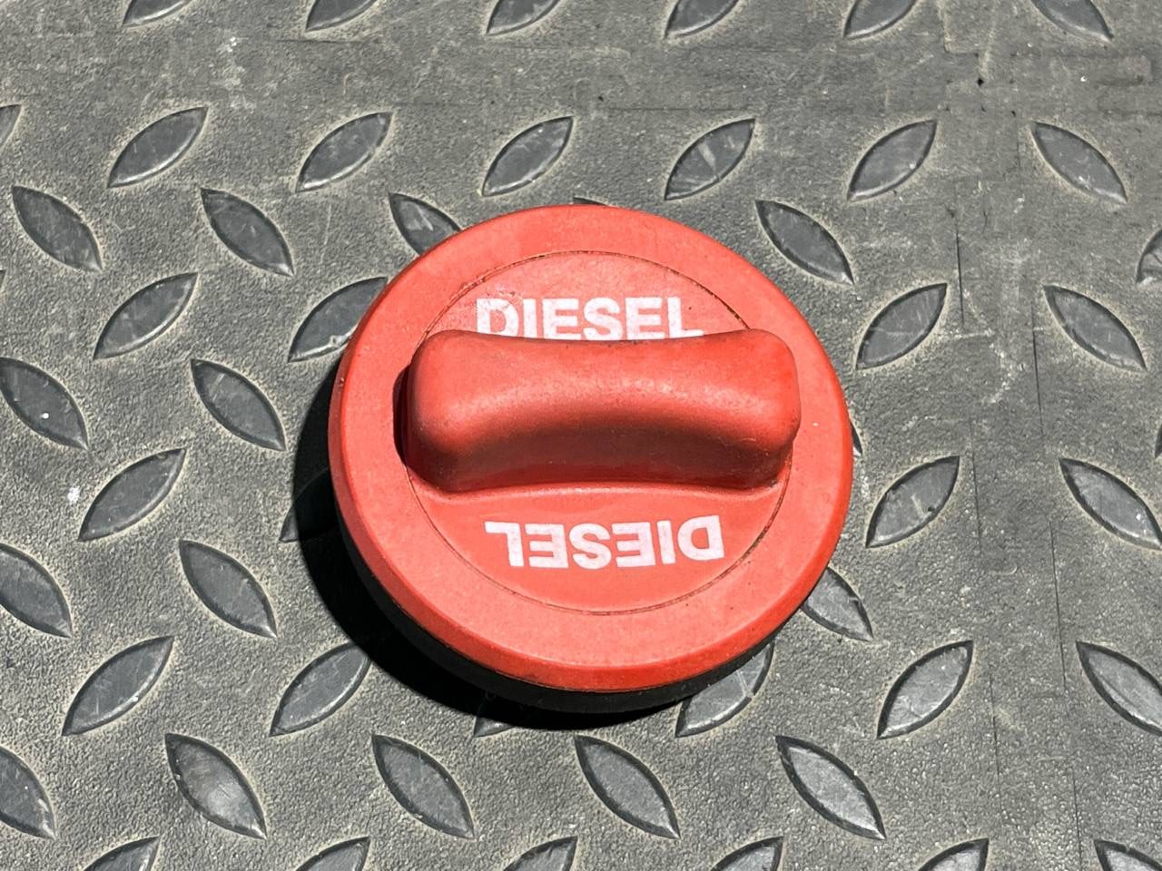 Крышка топливного бака Mercedes C/W204 2006-2015