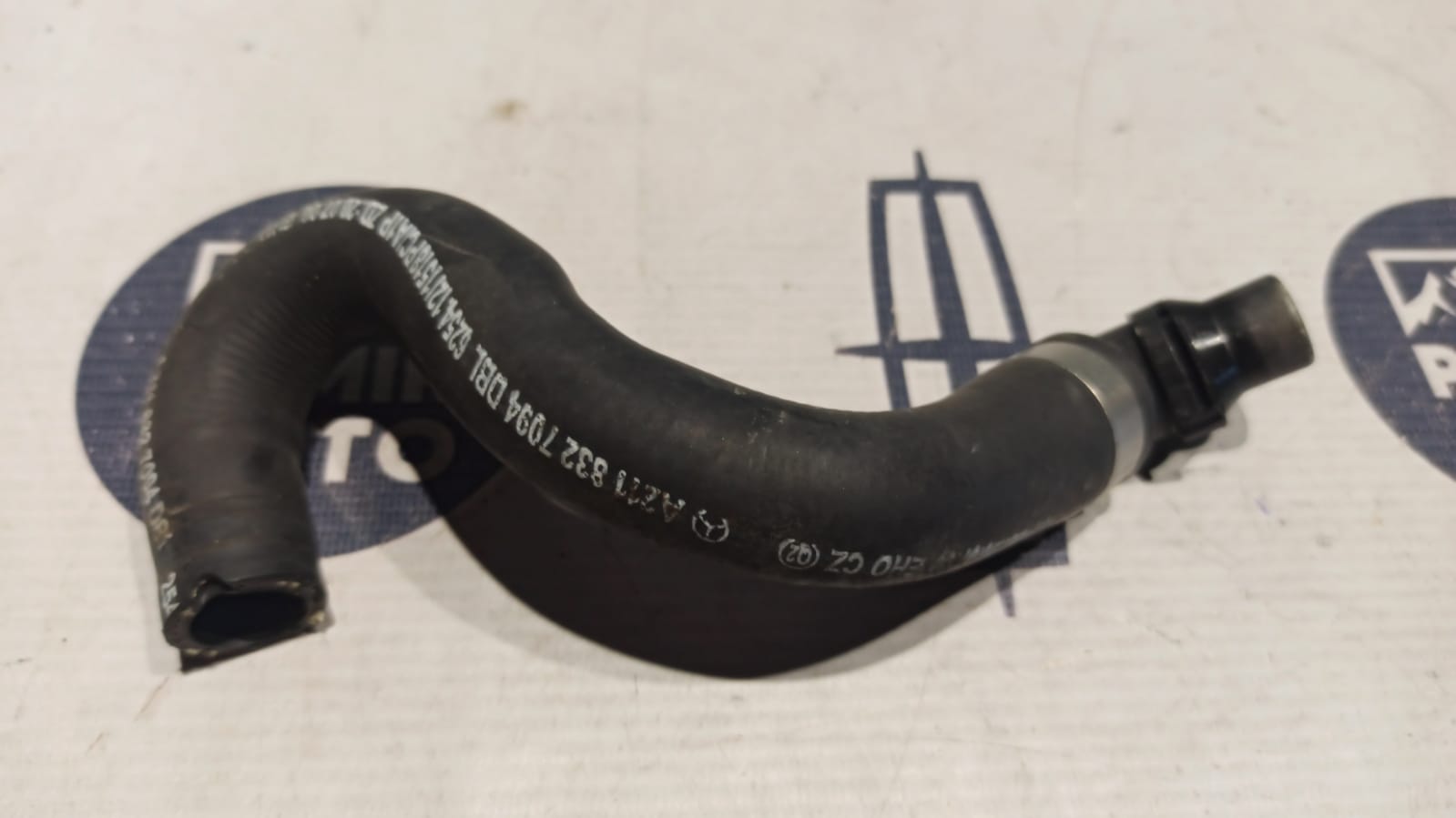 Патрубок ОЖ Mercedes E/W211 2002-2009