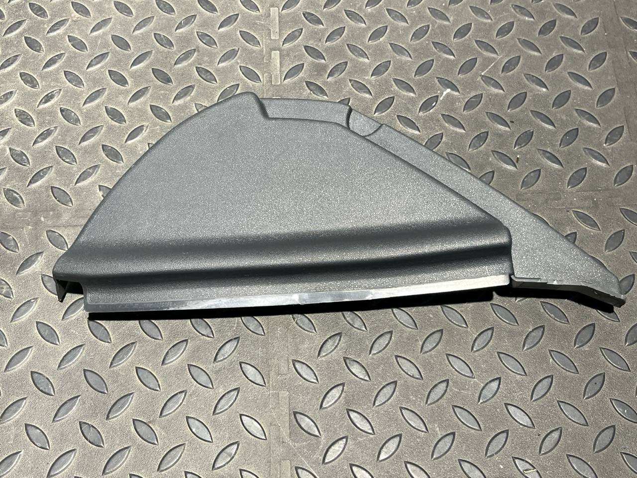 Накладка на торпедо левая Renault Megane/2 2002-2009