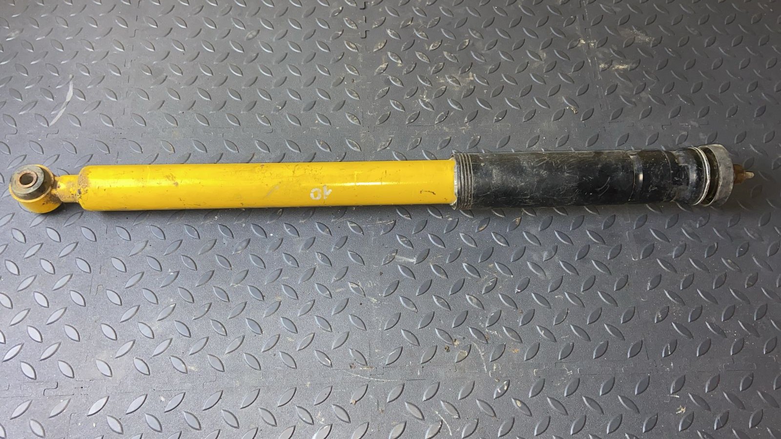 Амортизатор задний Mercedes C/W203 2000-2008