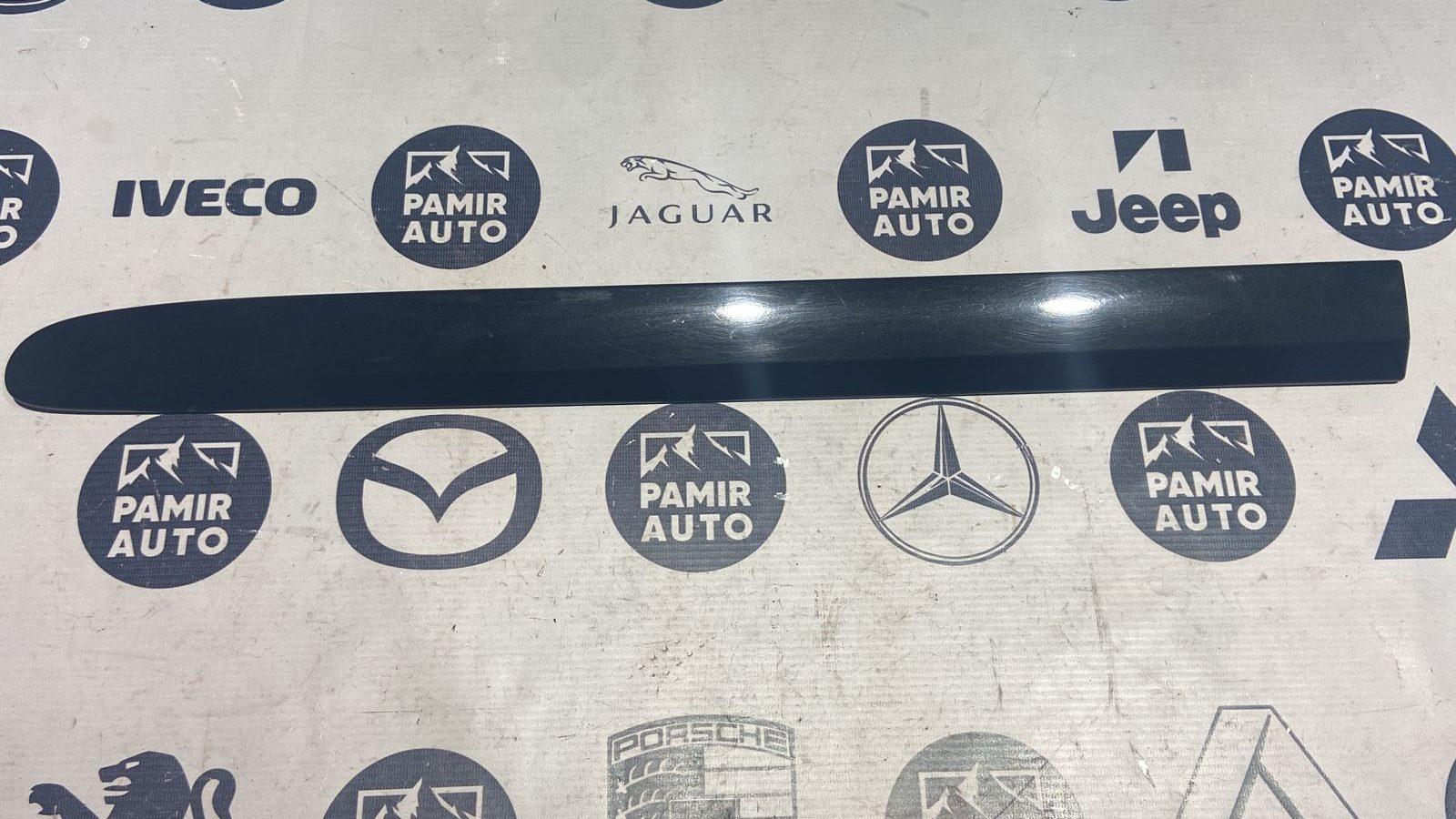 Молдинг двери задний левый Mercedes E/W211 2002-2009