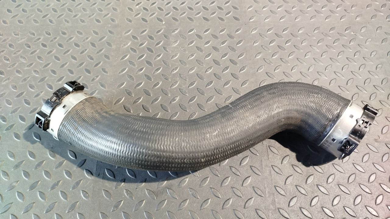 Патрубок интеркулера Mercedes C/W204 2006-2015