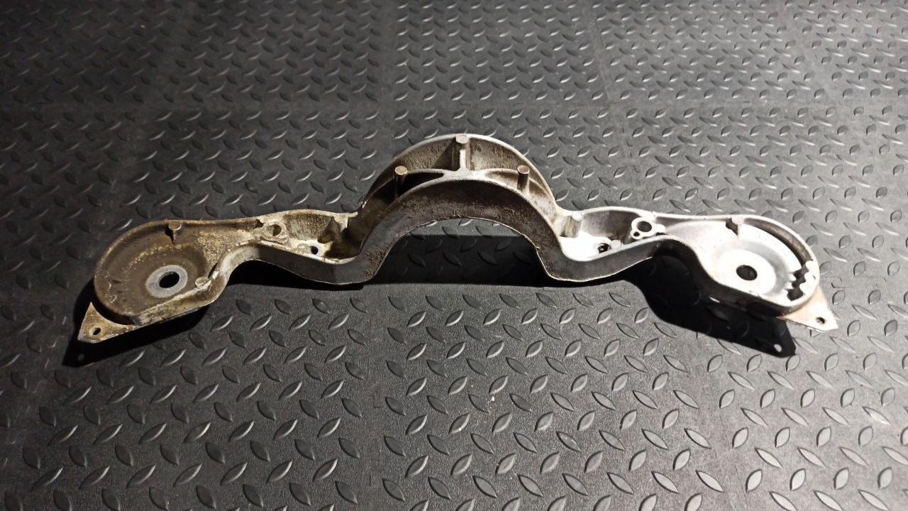 Кронштейн редуктора BMW 3/E46 1998-2007