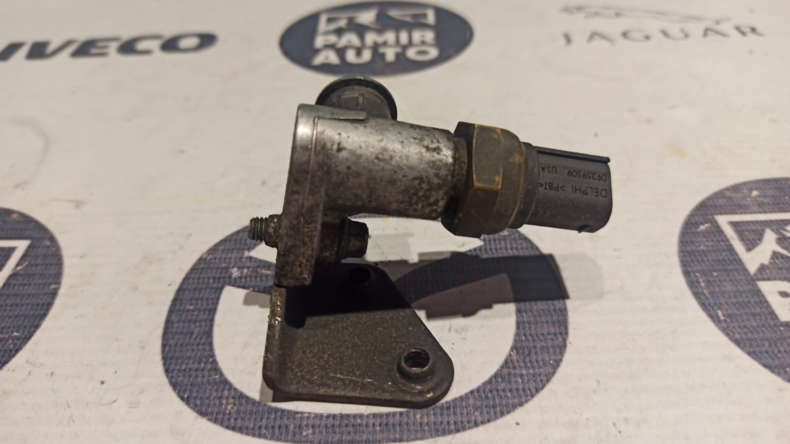 Датчик давления топлива Mercedes Sprinter/W901-W909 1995-н.в.