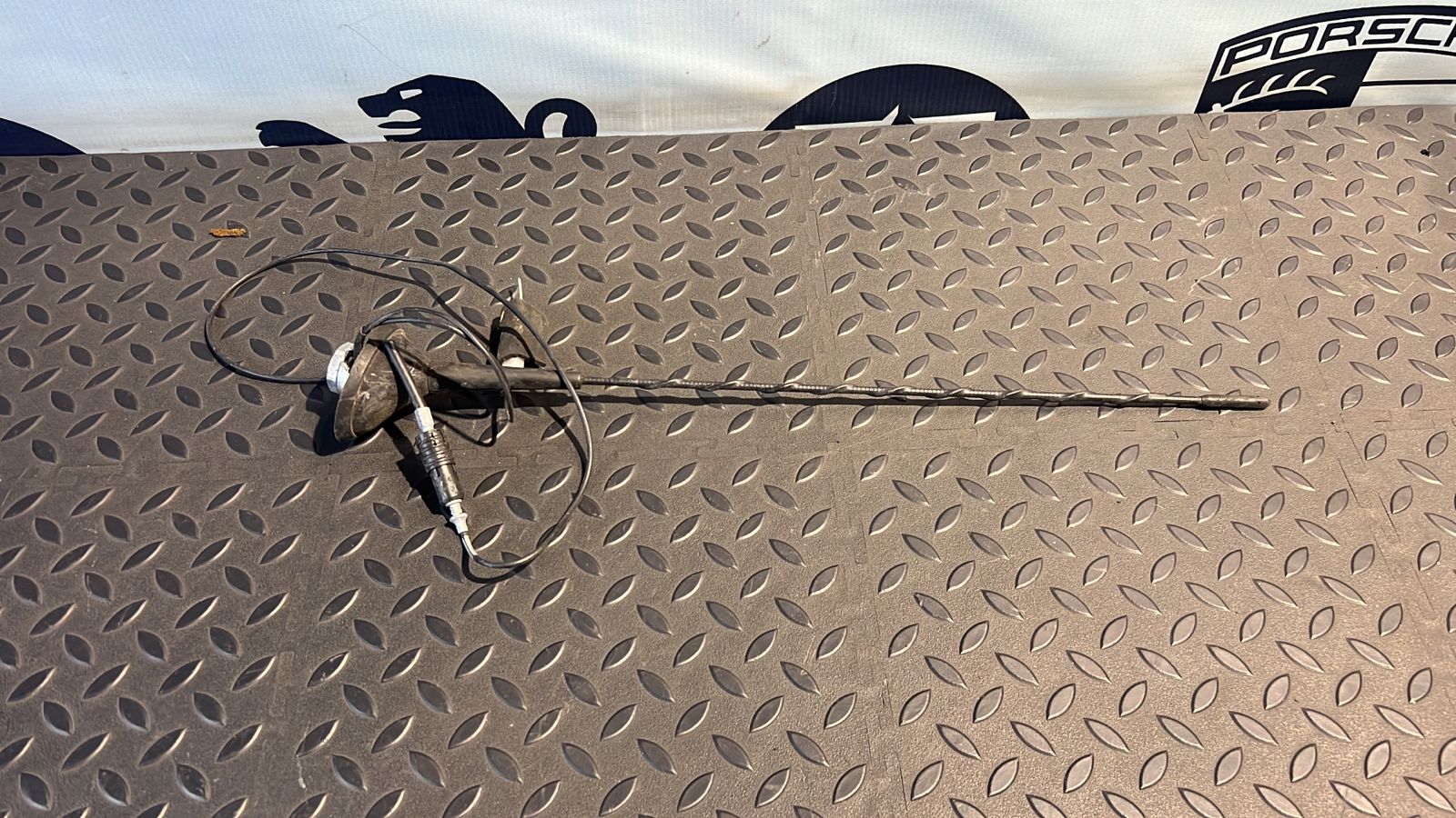 Антенна Renault Megane/2 2002-2009