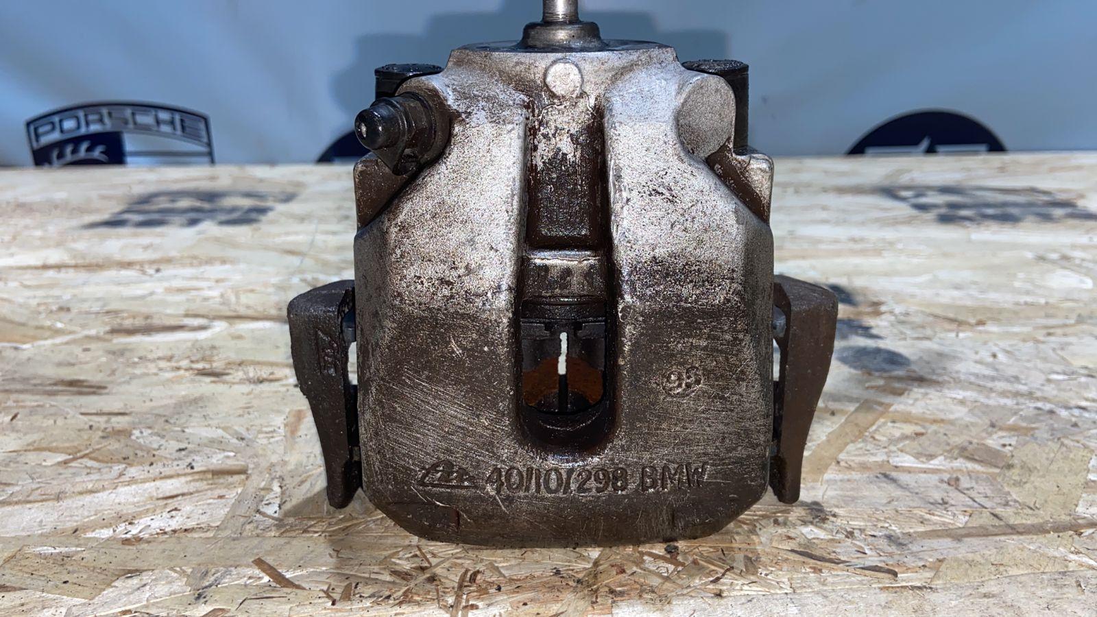 Суппорт задний левый BMW 5/E39 1995-2004