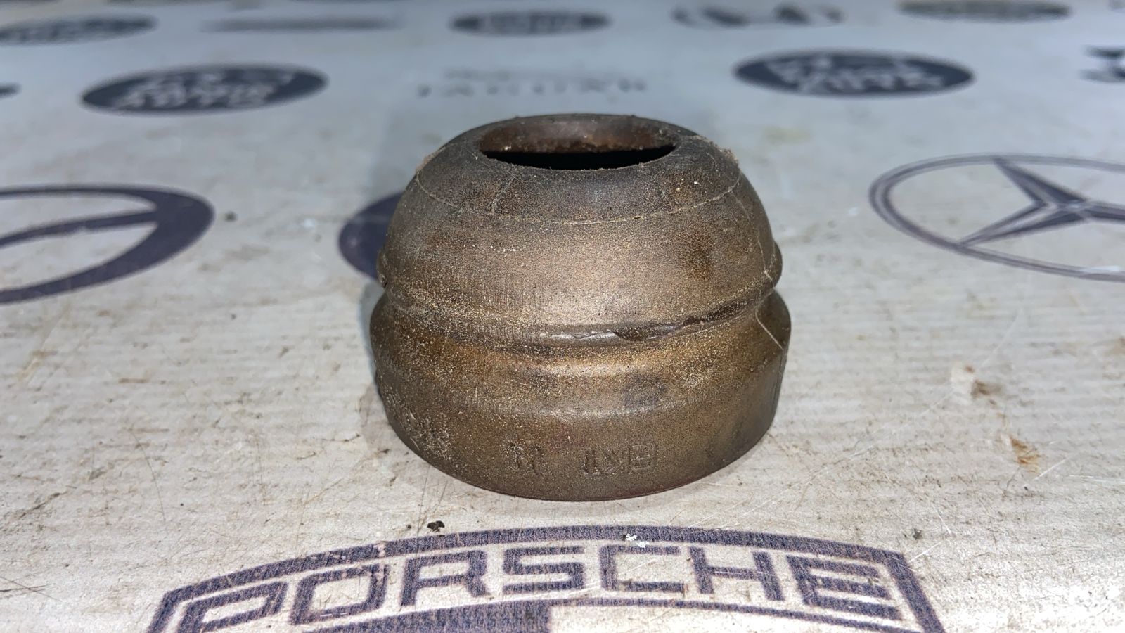 Отбойник амортизатора передний Opel Zafira/B 2005-2014