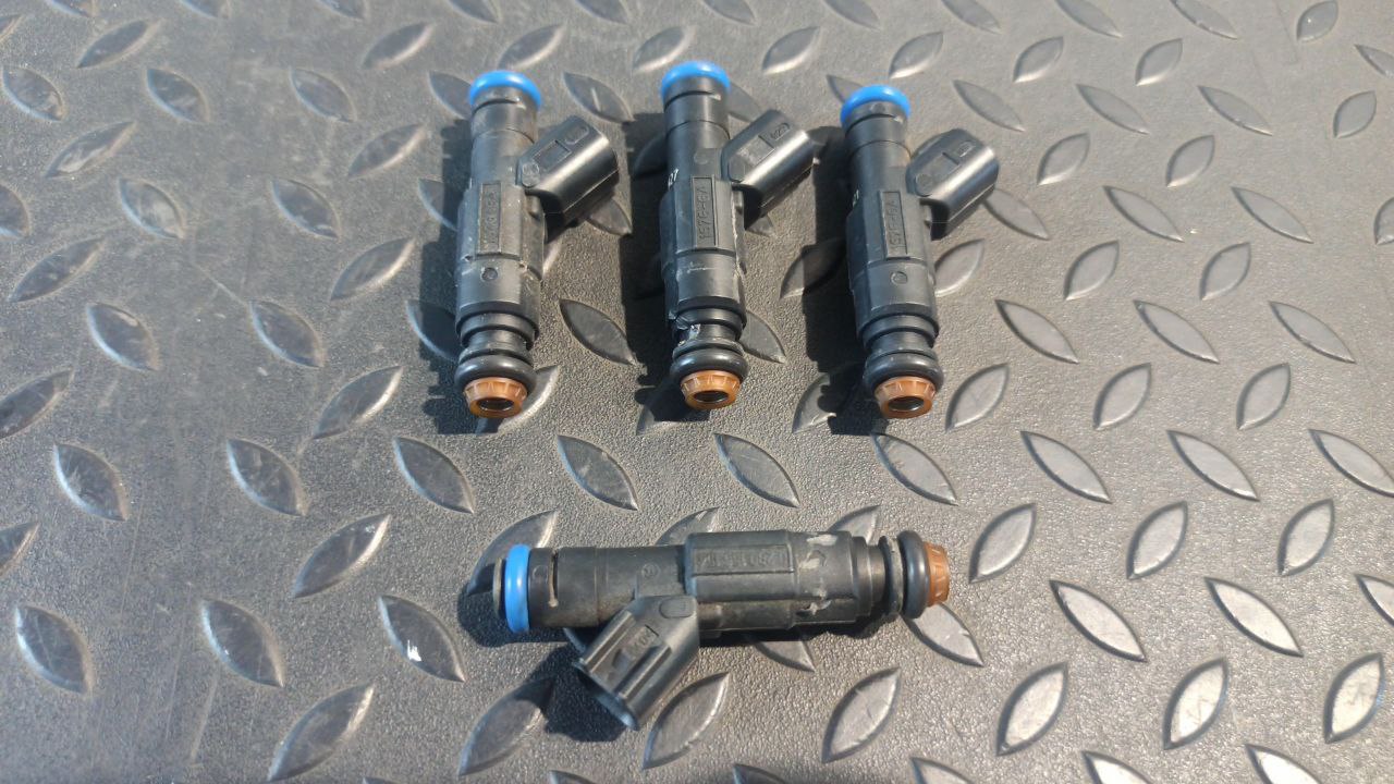 Форсунка бензиновая Ford Mondeo/3 2000-2007