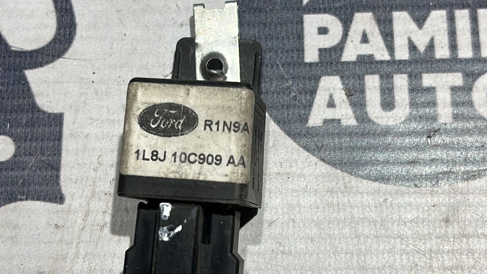 Реле Ford Mondeo/3 2000-2007