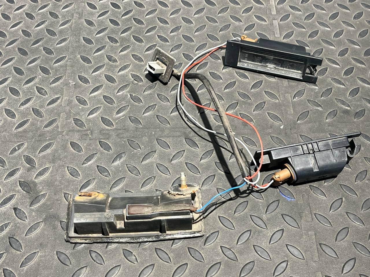 Ручка двери багажника Opel Zafira/B 2005-2014