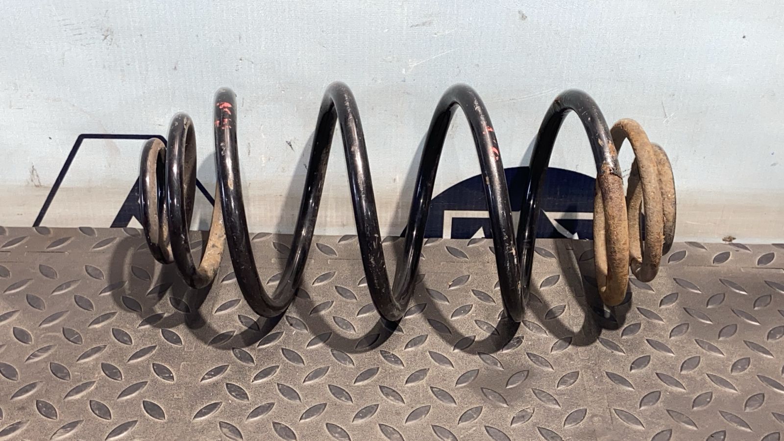 Пружина задняя Opel Zafira/B 2005-2014