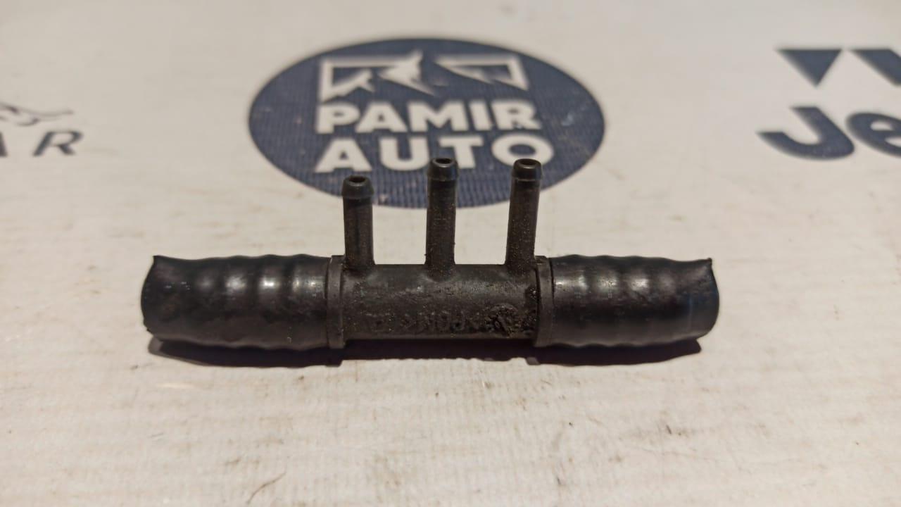 Трубка вакуумная BMW 5/E39 1995-2004