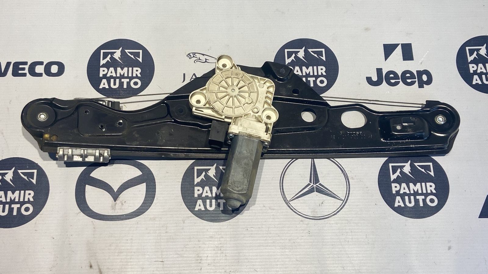 Стеклоподъемник задний правый Mercedes E/W211 2002-2009