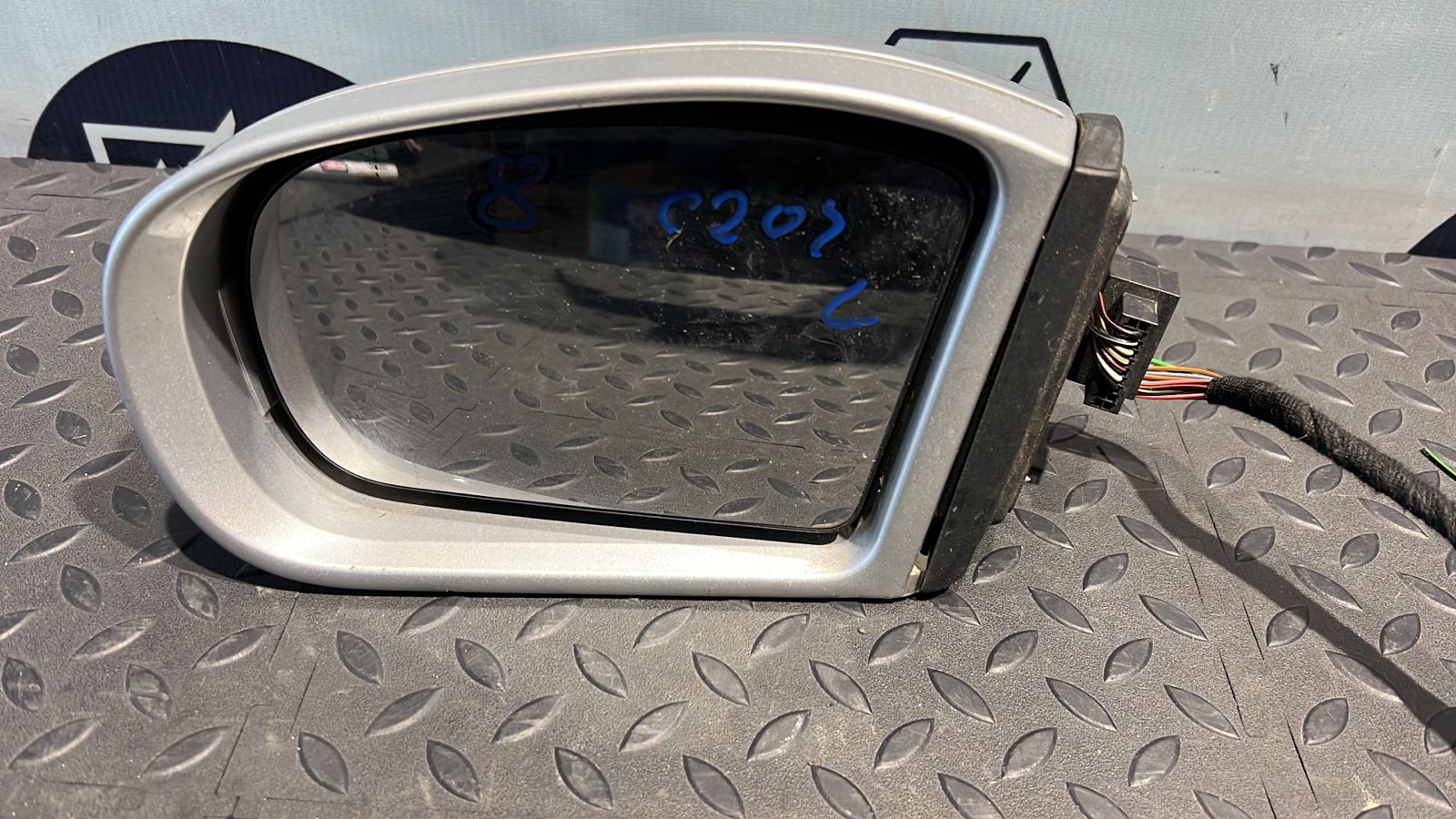Зеркало левое Mercedes C/W203 2000-2008