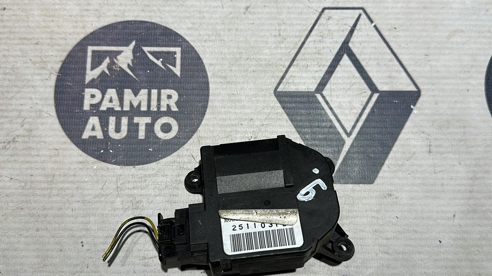 Моторчик заслонки отопителя Renault Scenic/2 2003-2009