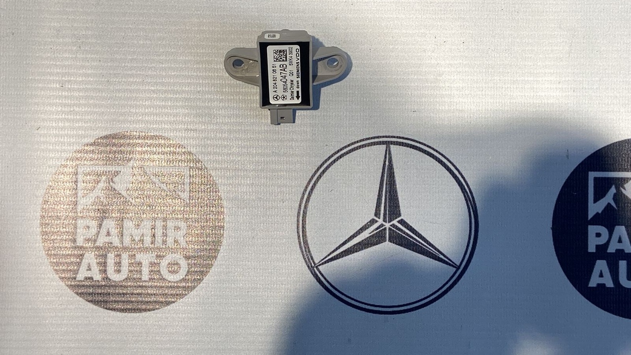 Датчик AIR BAG передний Mercedes C/W204 2006-2015