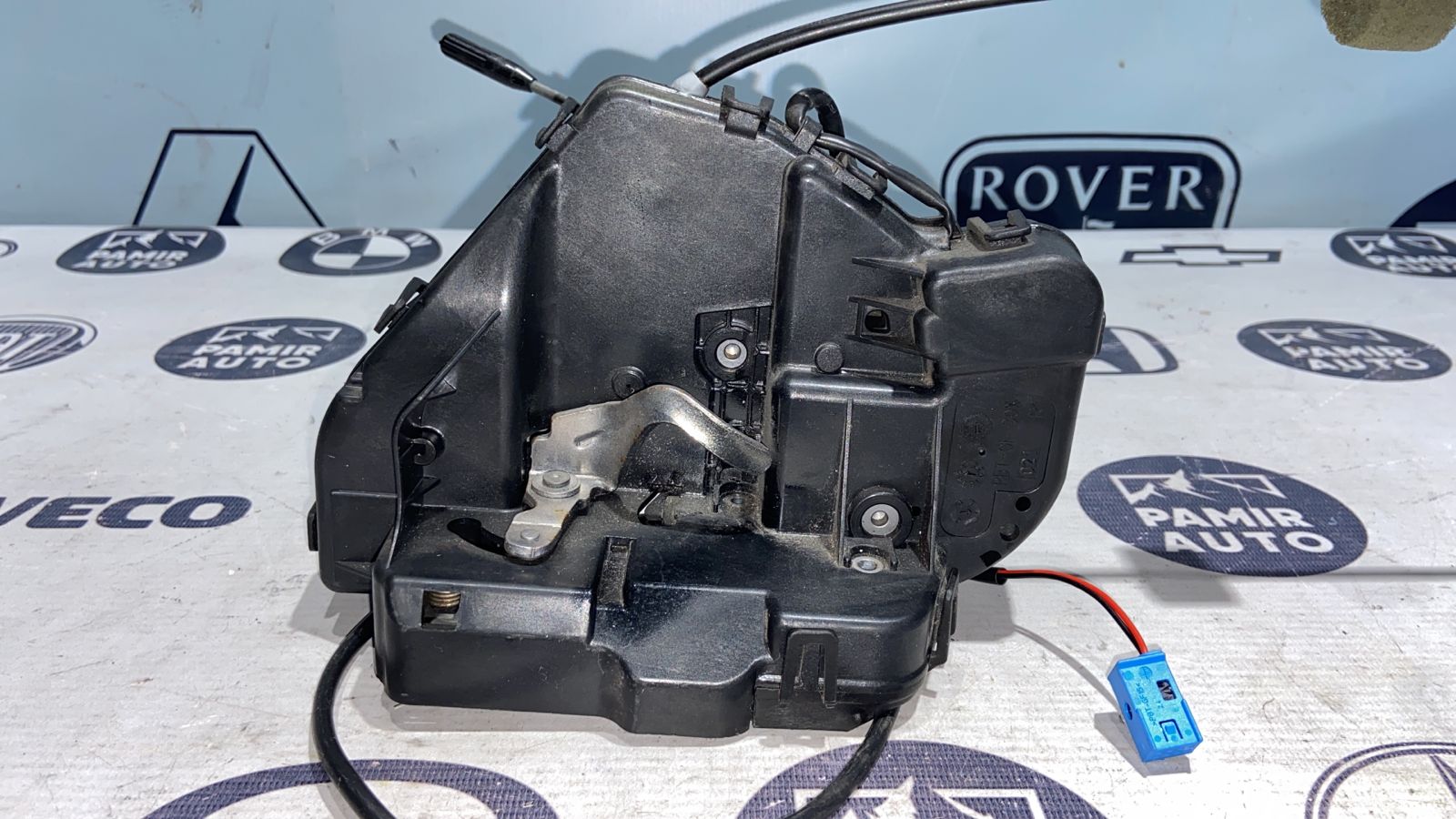 Замок двери задний правый Mercedes E/W211 2002-2009