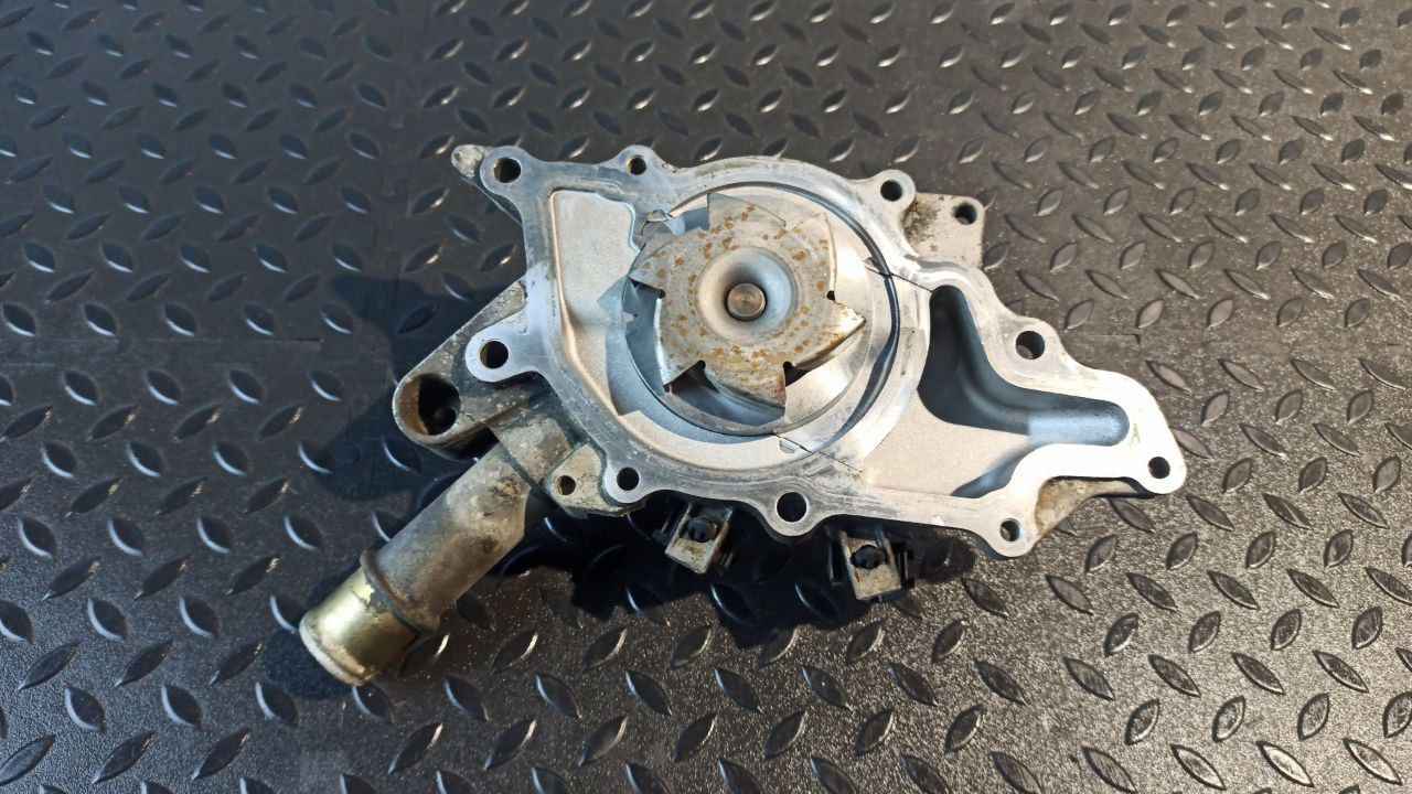 Насос водяной (Помпа) Mercedes Vito/W638 1996-2003