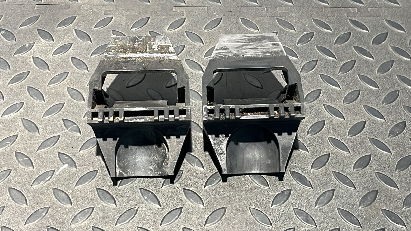 Кронштейн радиатора BMW 3/E46 1998-2007