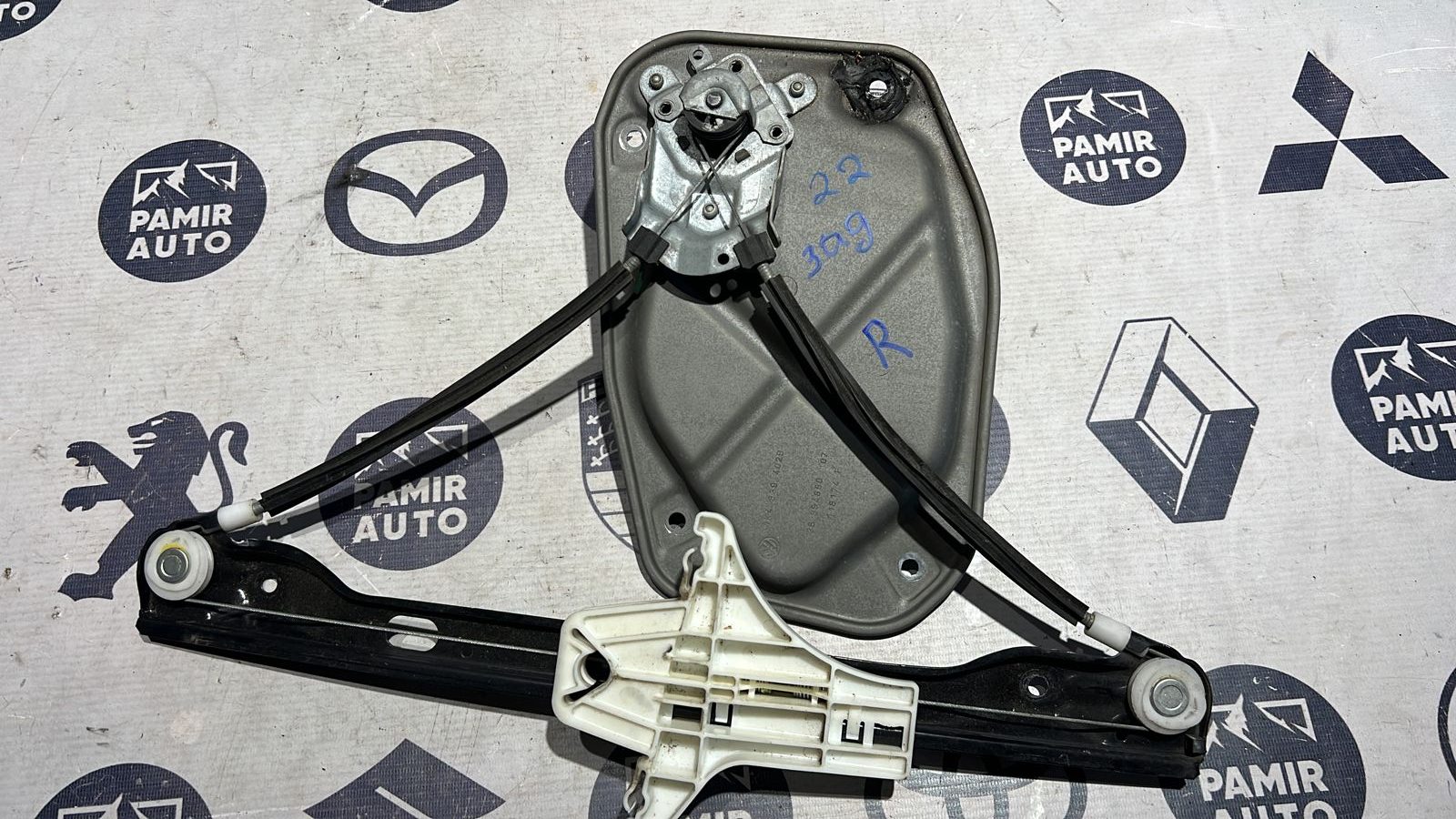 Стеклоподъемник задний правый Volkswagen Golf/5 2003-2009