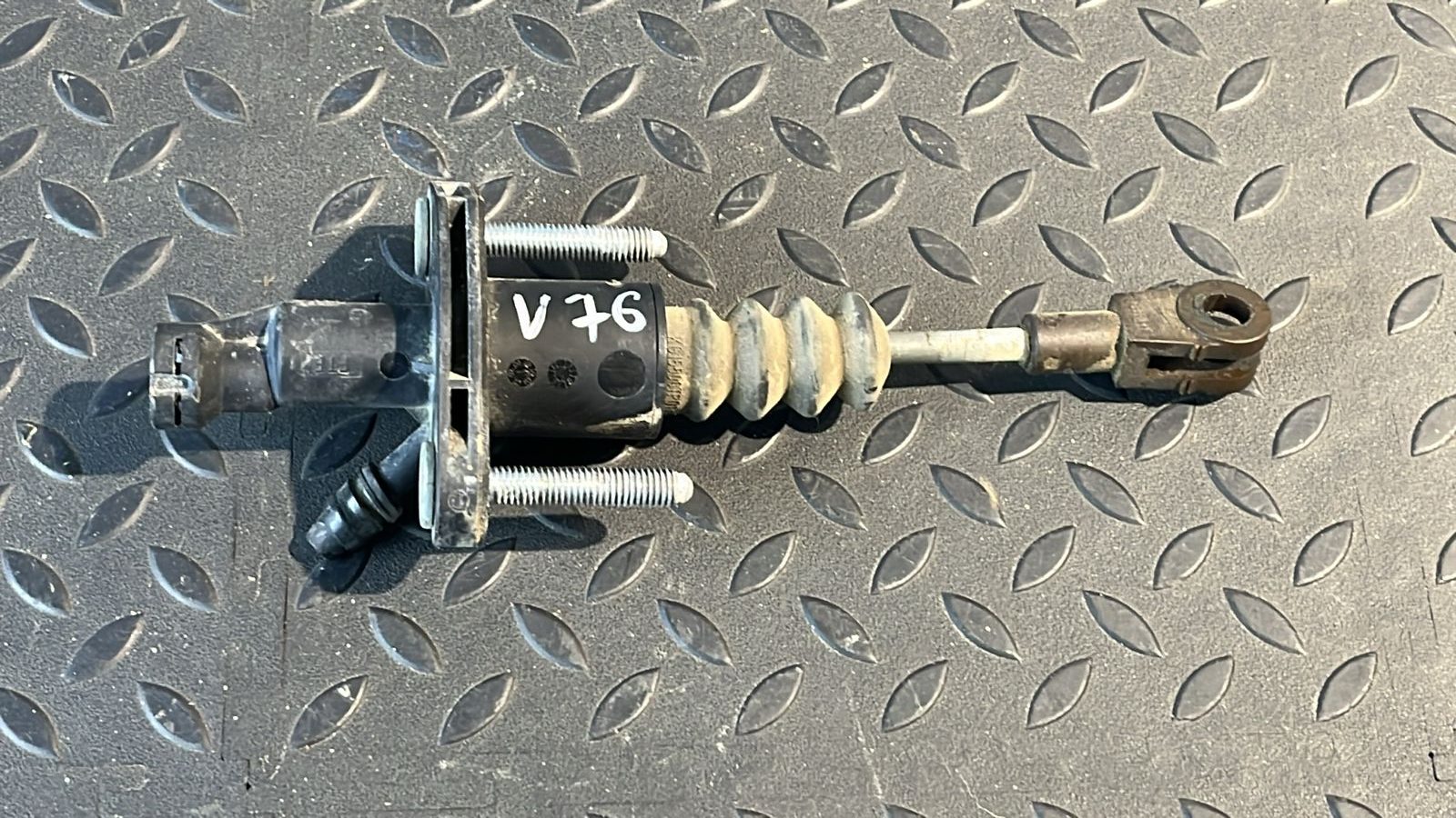 Цилиндр сцепления главный Opel Zafira/B 2005-2014