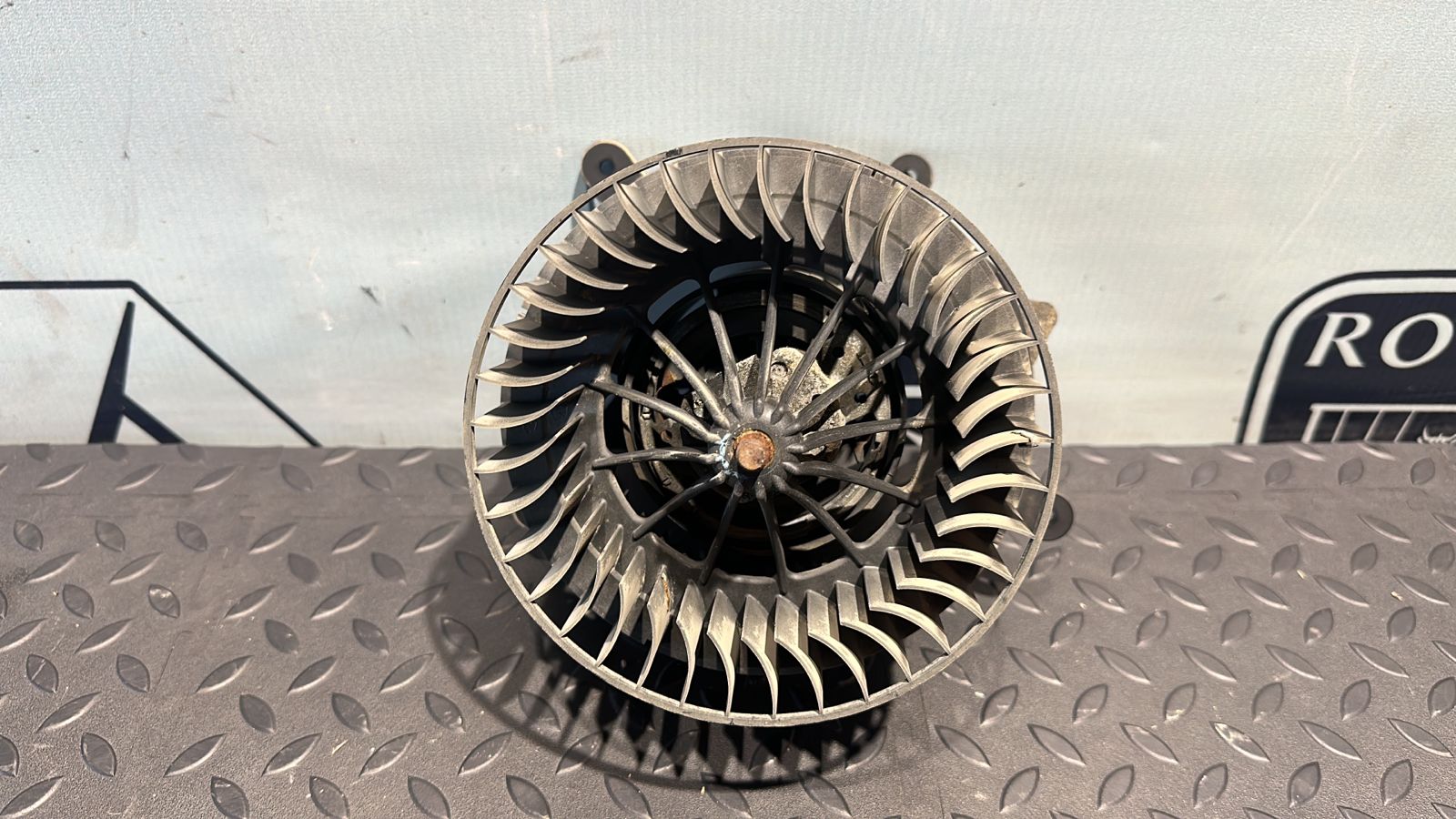 Моторчик отопителя Mercedes C/W202 1993-2001