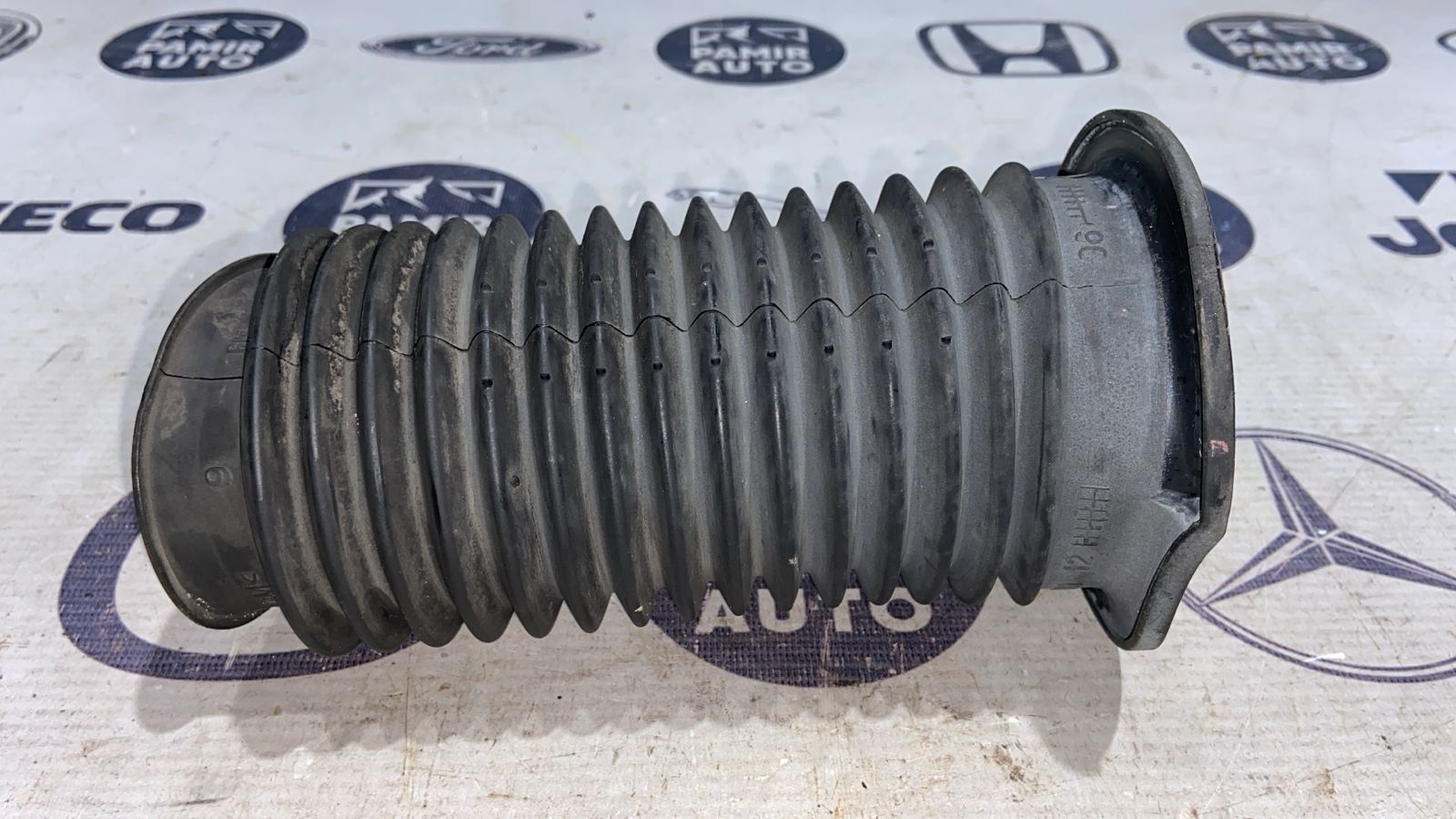 Пыльник амортизатора передний Opel Zafira/B 2005-2014