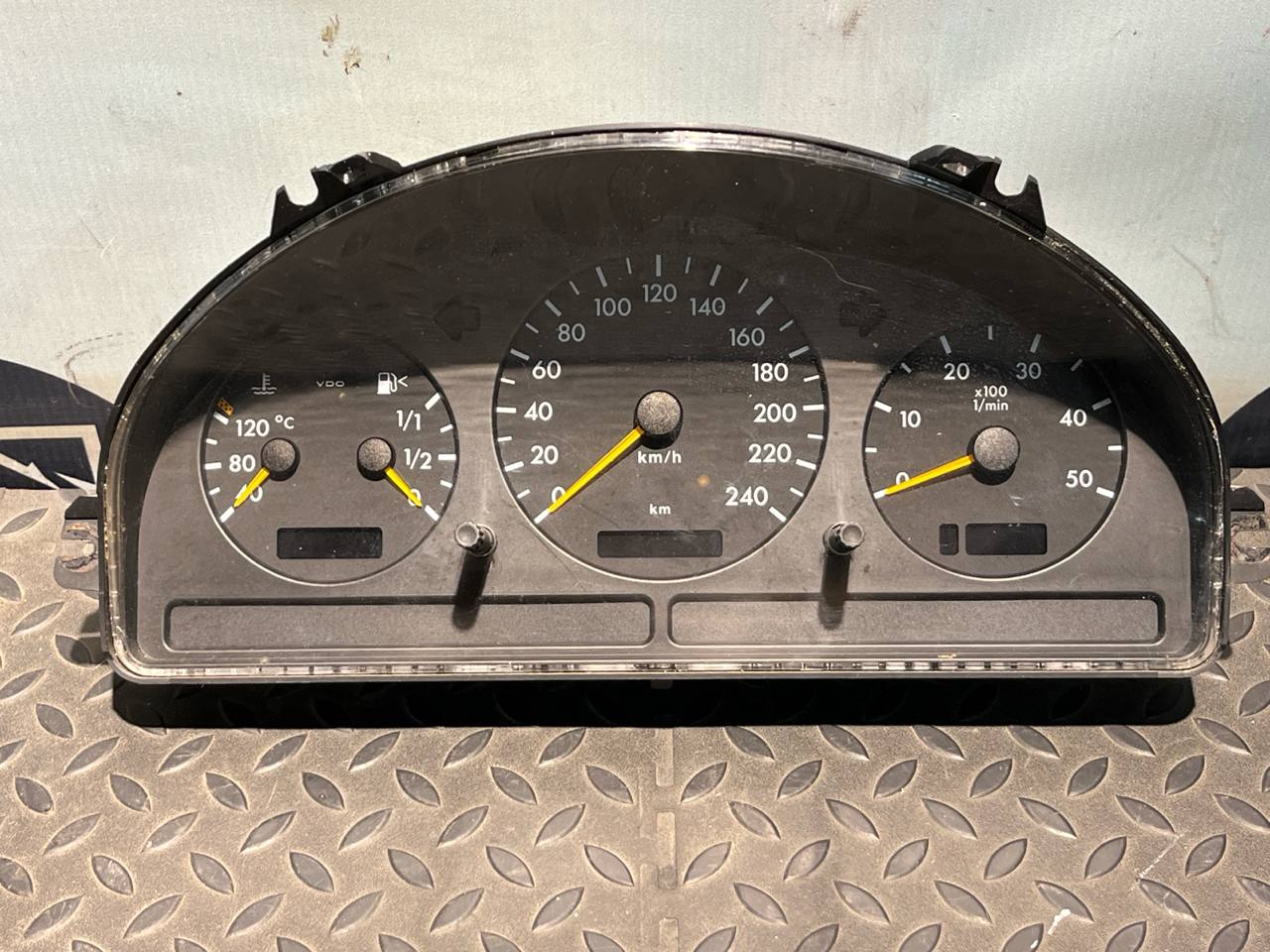 Комбинация приборов (Щиток) Mercedes M/W163 1997-2005