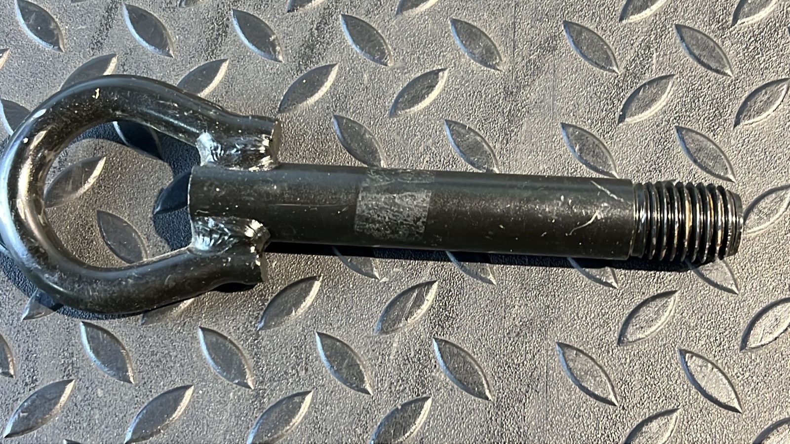 Крюк буксировочный Renault Sandero 2009-2014