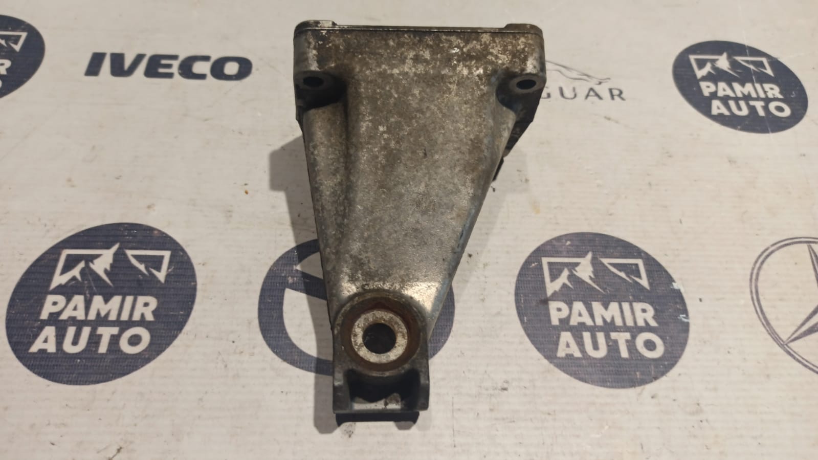 Кронштейн двигателя Mercedes Sprinter/W901-W909 1995-н.в.