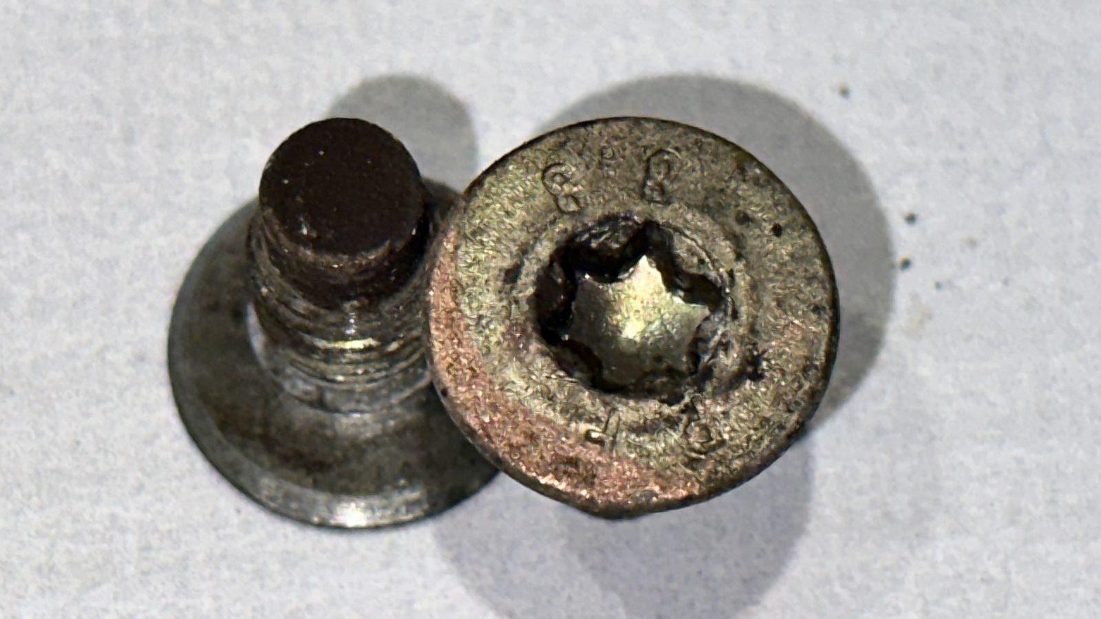 Болт диска тормозного передний Renault Scenic/2 2003-2009