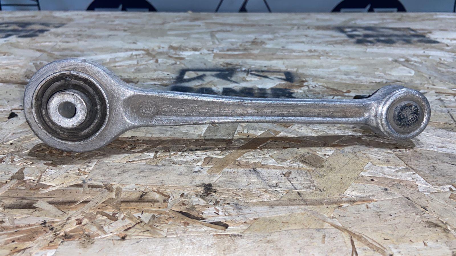 Рычаг задний BMW 5/E39 1995-2004