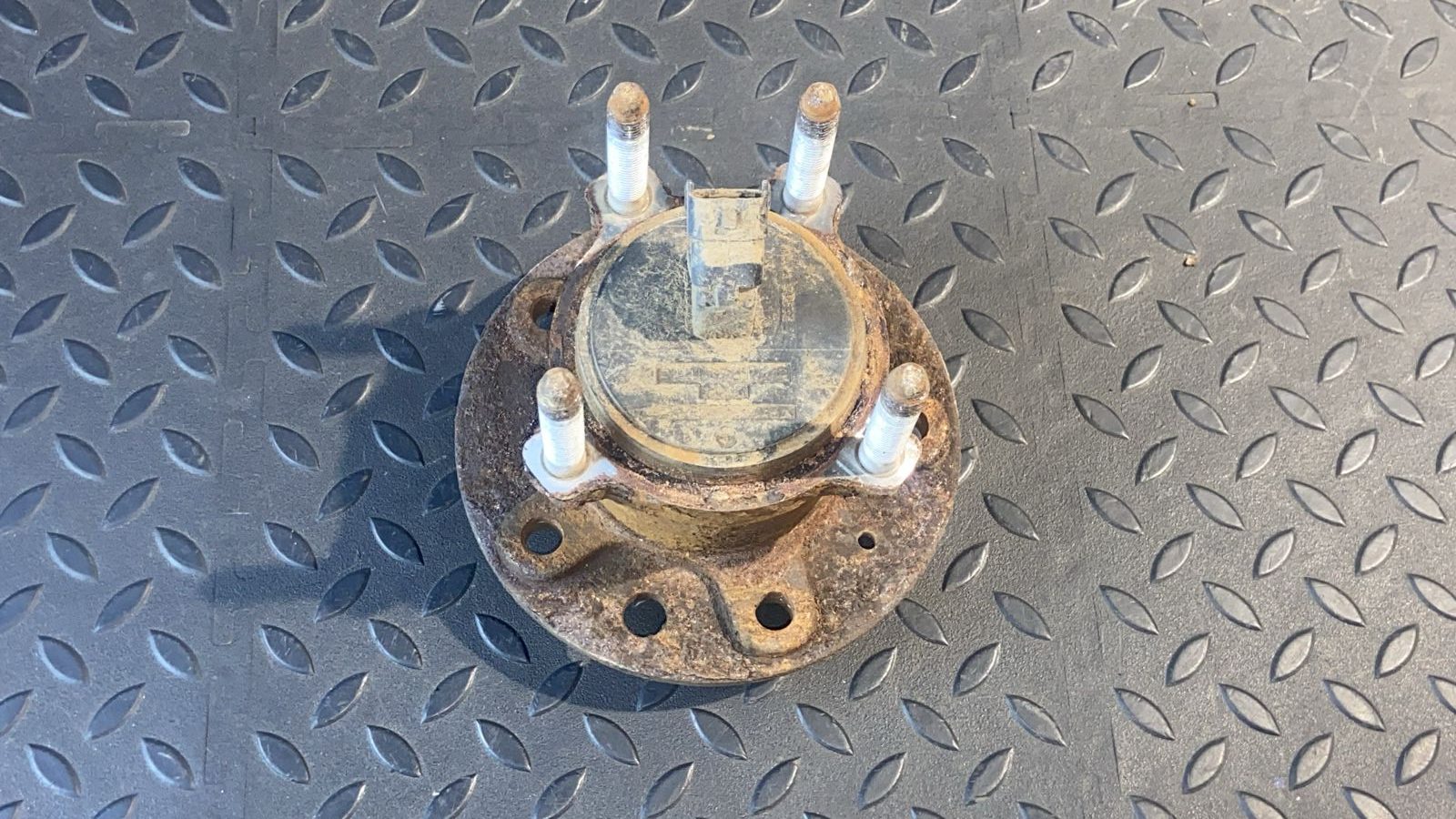 Ступица задняя Opel Signum 2003-2008