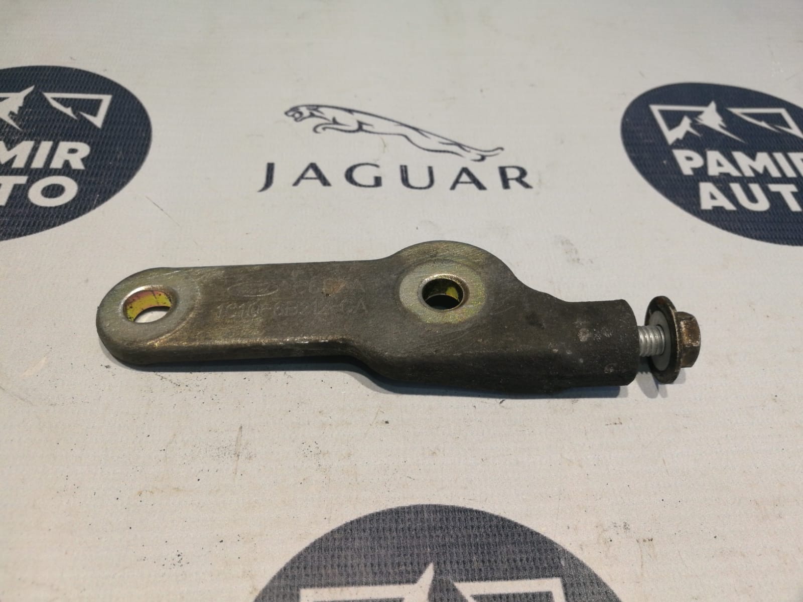 Кронштейн генератора Ford Mondeo/3 2000-2007