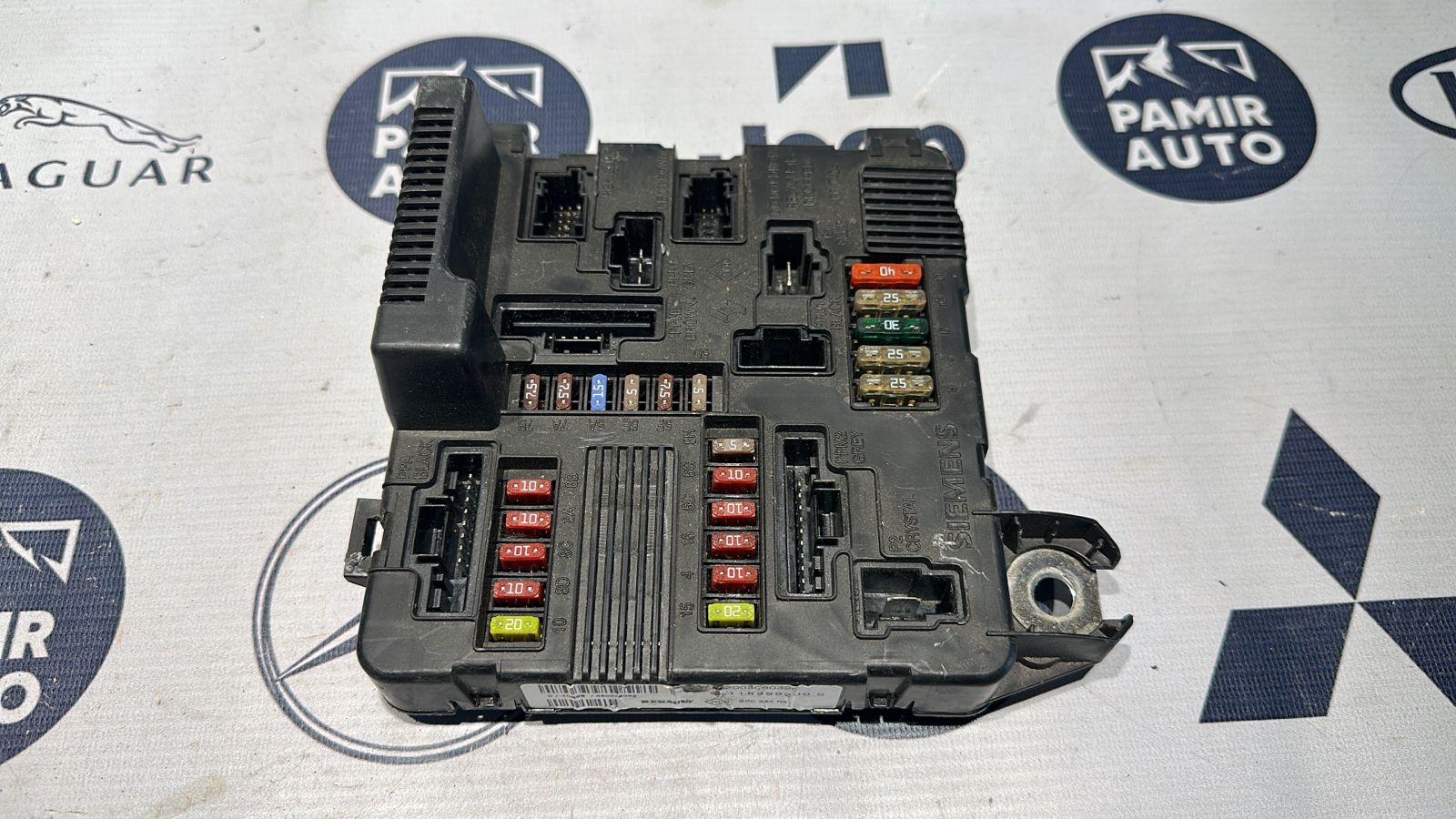 Блок предохранителей Renault Scenic/2 2003-2009