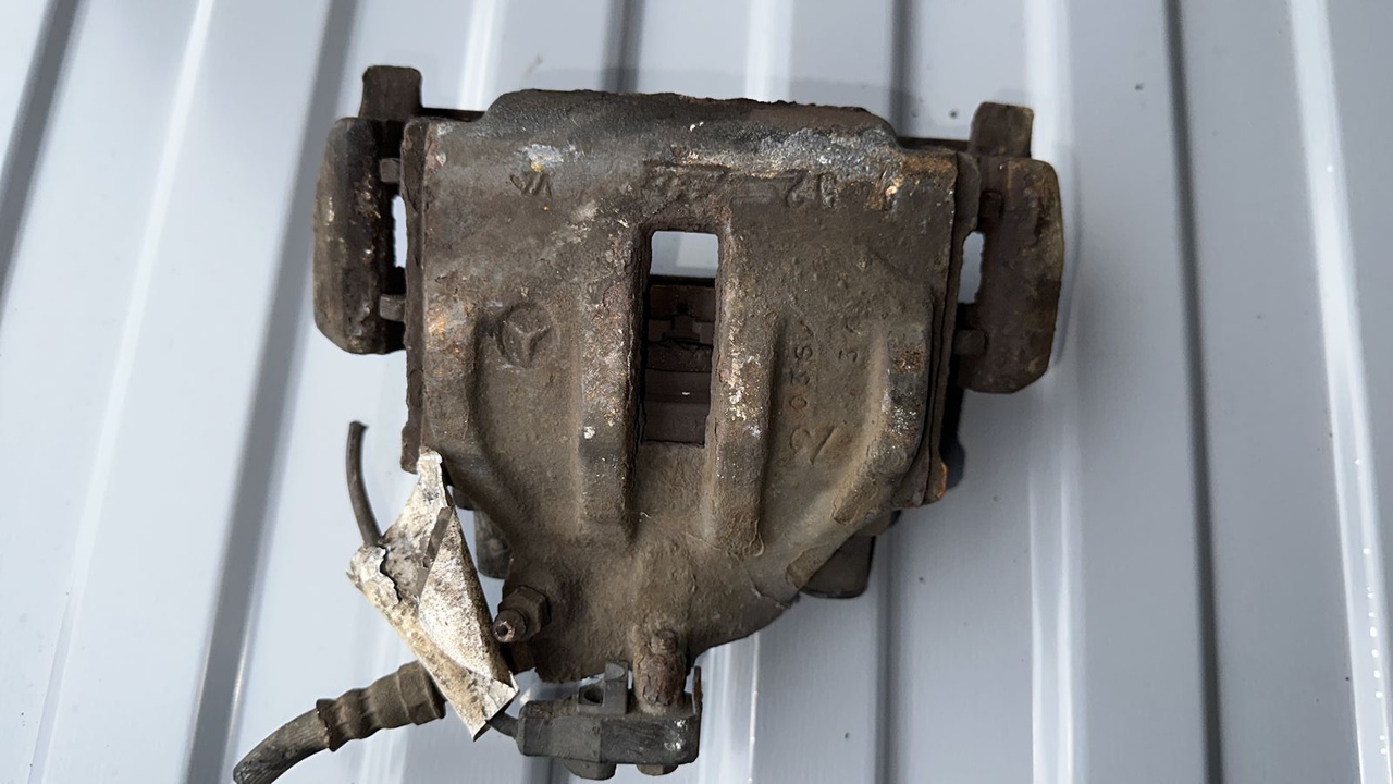 Суппорт задний левый Mercedes Sprinter/W901-W909 1995-н.в.