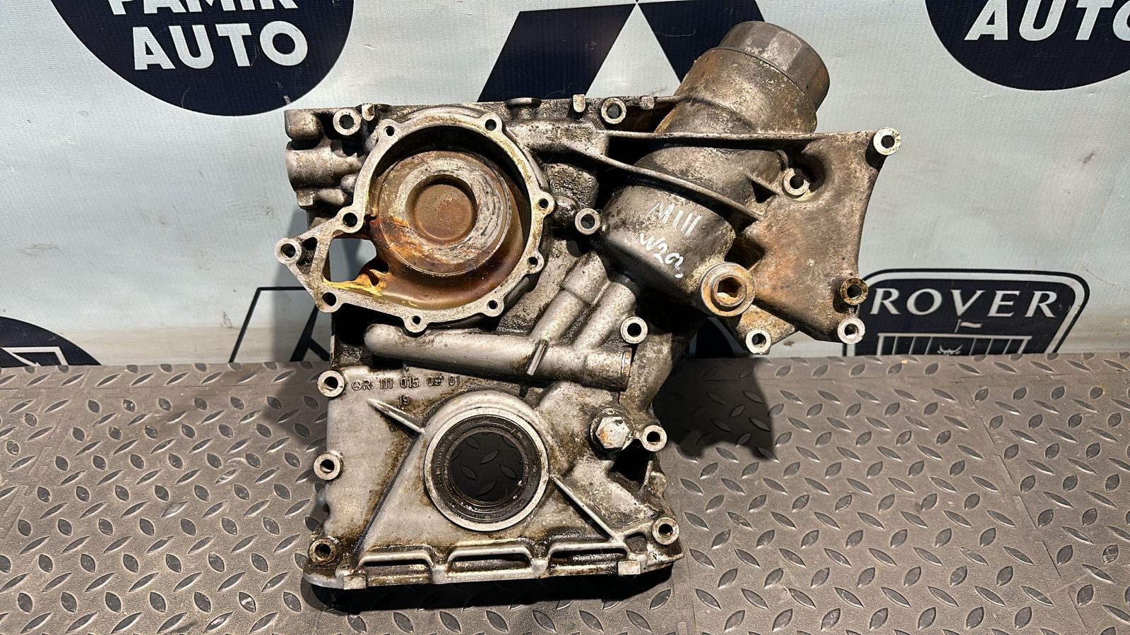 Крышка двигателя Mercedes C/W203 2000-2008