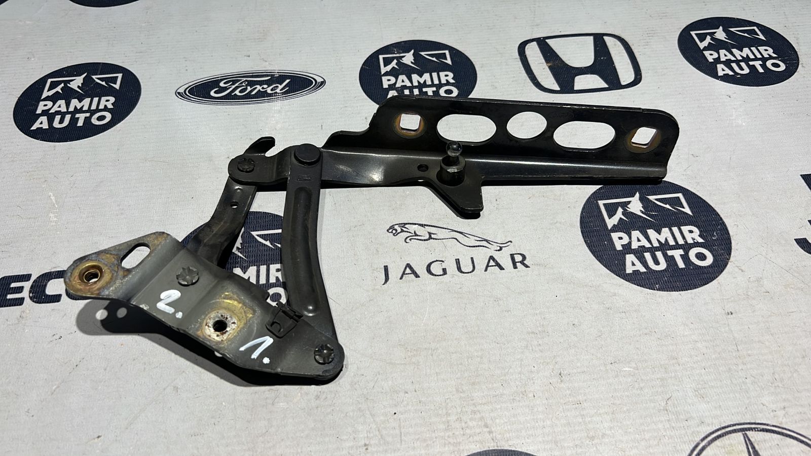 Петля капота левая Ford Mondeo/3 2000-2007